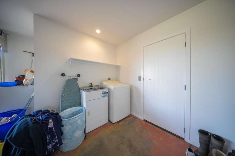 330 Sinclair Road Te Anau_27