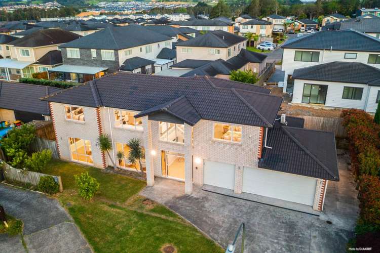 8 Gortnest Place Flat Bush_26