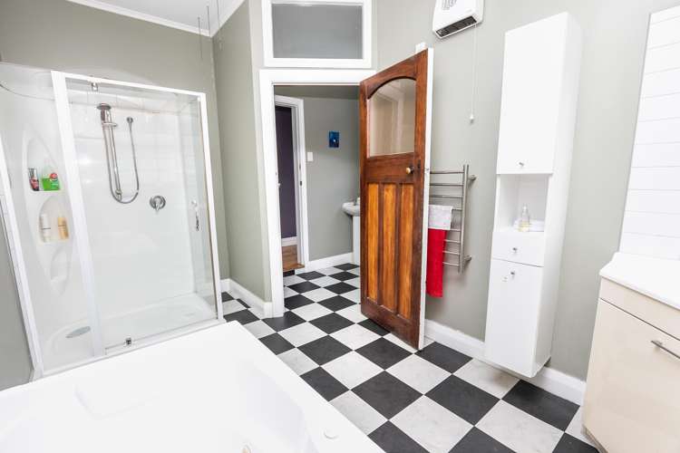 87 Blake Street Blaketown_8