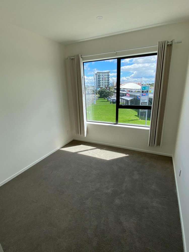 19 Waipuhinui Way Wiri_6