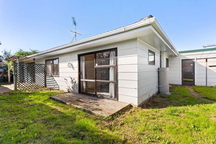2/9 Edmund Hillary Avenue Papakura_13
