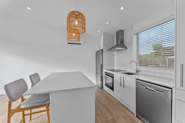 6 Te Moau Avenue Parakai_21