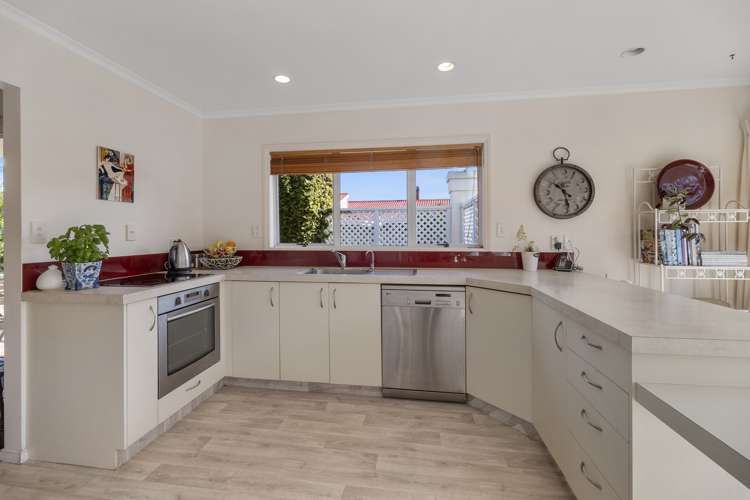 158 Heta Road Highlands Park_13