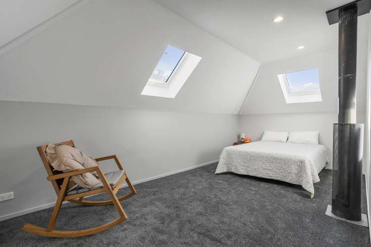 27 Tui Crescent Waiatarua_18