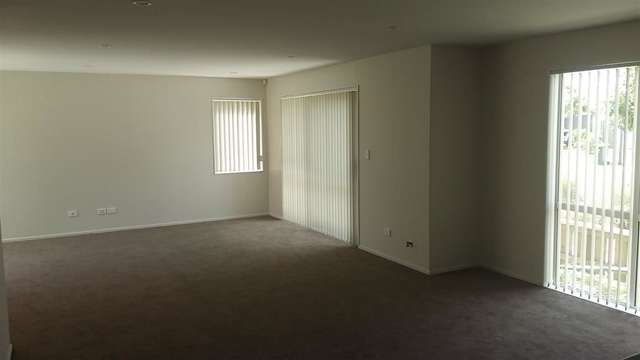 8 Pipipi Crescent Takanini_4