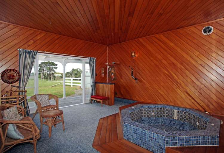 757 Glenbrook Road Kingseat_14