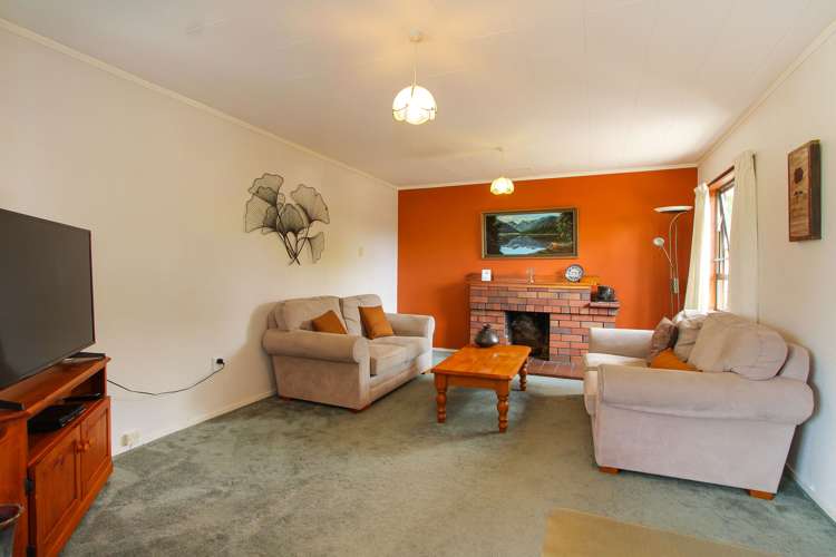 37 Lancaster Road Beach Haven_2