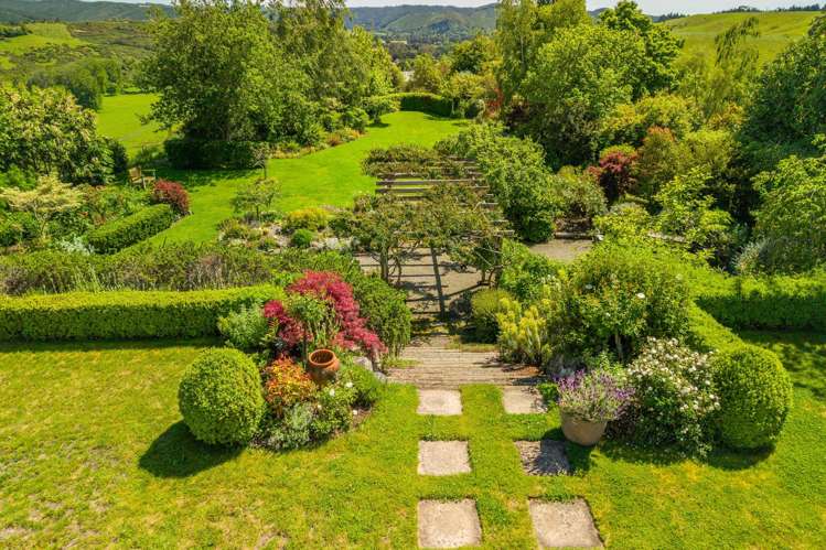 98D Totara View Road Wakefield_27