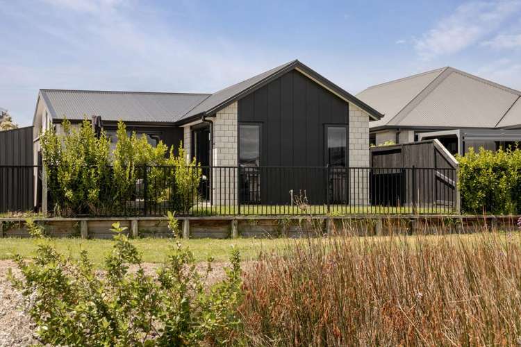 21 Tangaroa Place Poike_14