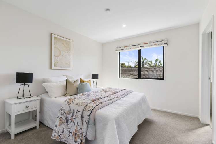 5a Hemsway Place Sunnyhills_21