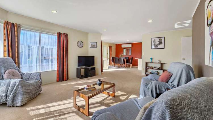 74 Tawavale Street Pukehangi_2