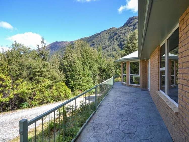 24 Bellbird Lane Mount Creighton_17