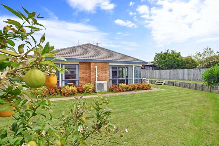 25 Bayfair Drive Mount Maunganui_18