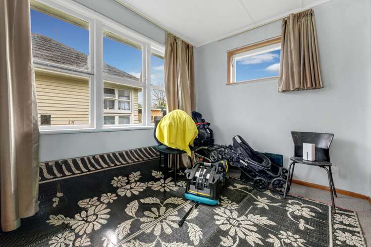 32 Ashton Avenue Otara_11