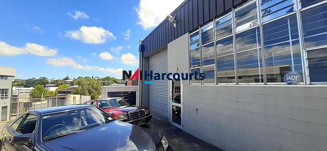 Industrial Unit - Wairau Valley