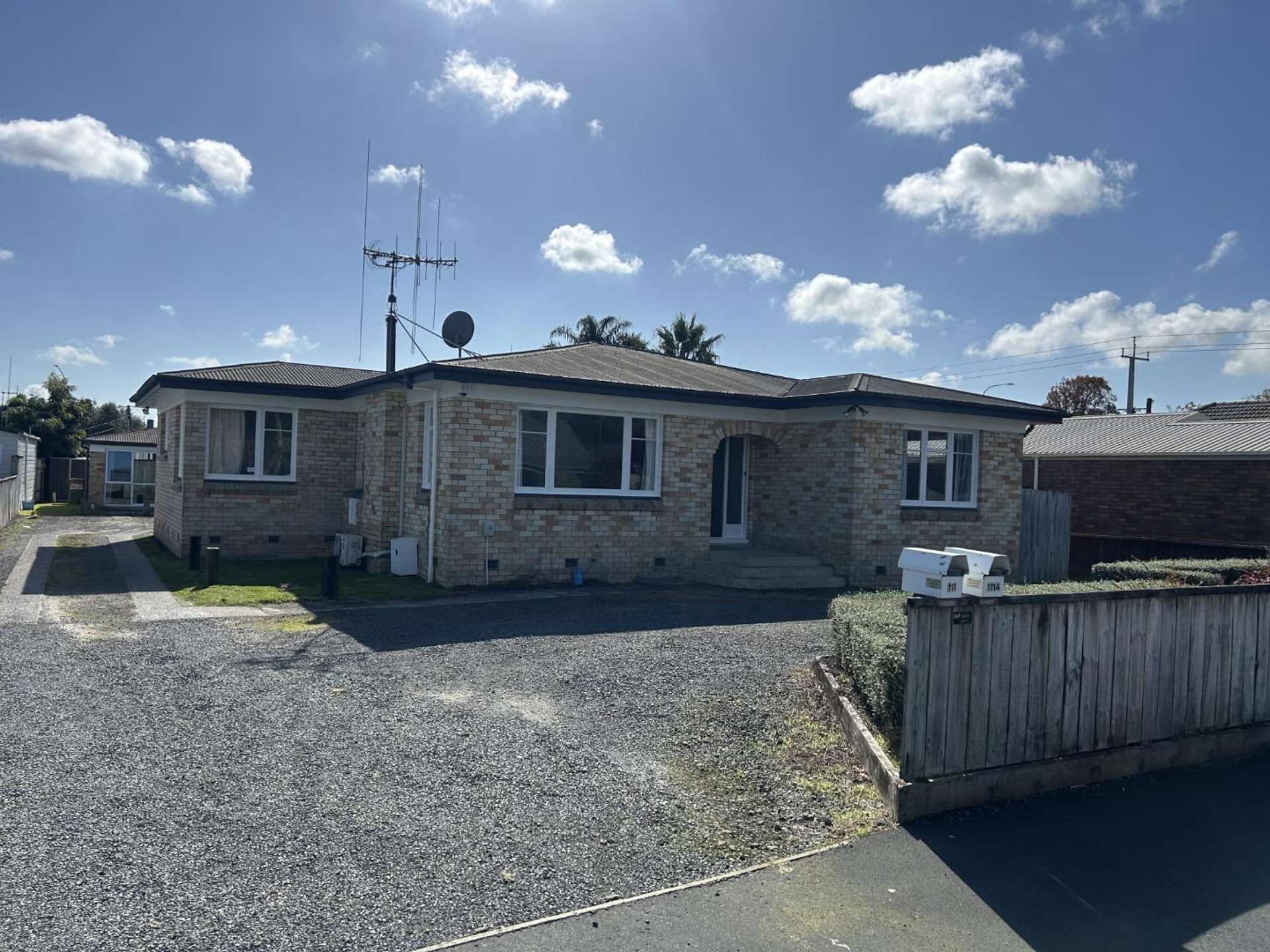 111 Cook Street 1074_0