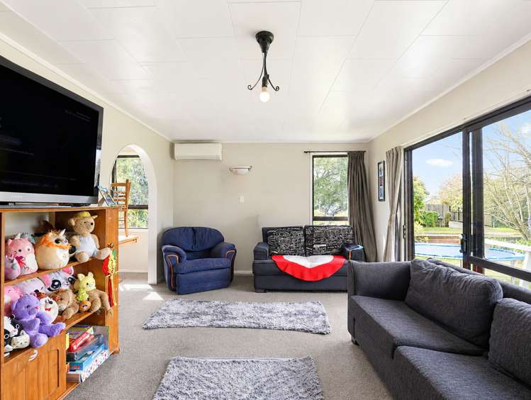 6 Luke Place Fairy Springs_15