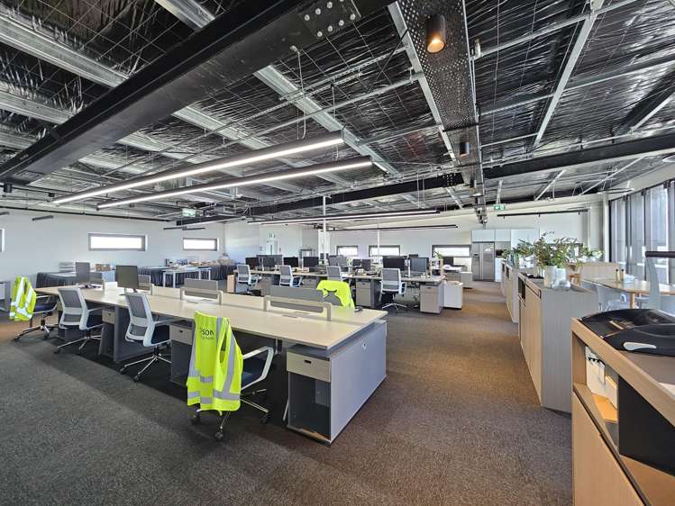 98 Hobsonville Road Hobsonville_1