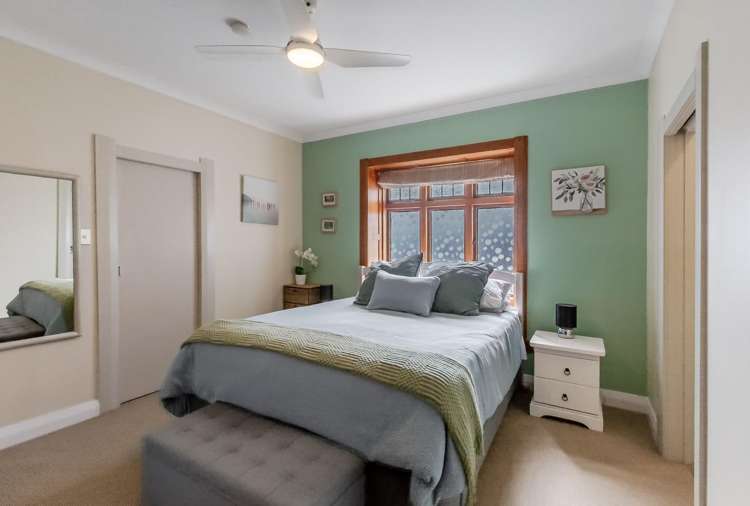 9 Wha Street Lyall Bay_9