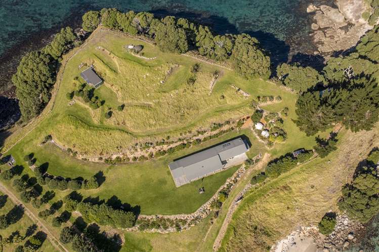 191b Pacific Ocean Slipper Island (Whakahau)_3