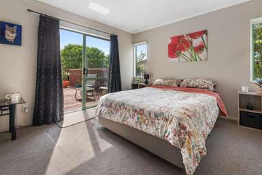 2/883 East Coast Road_3