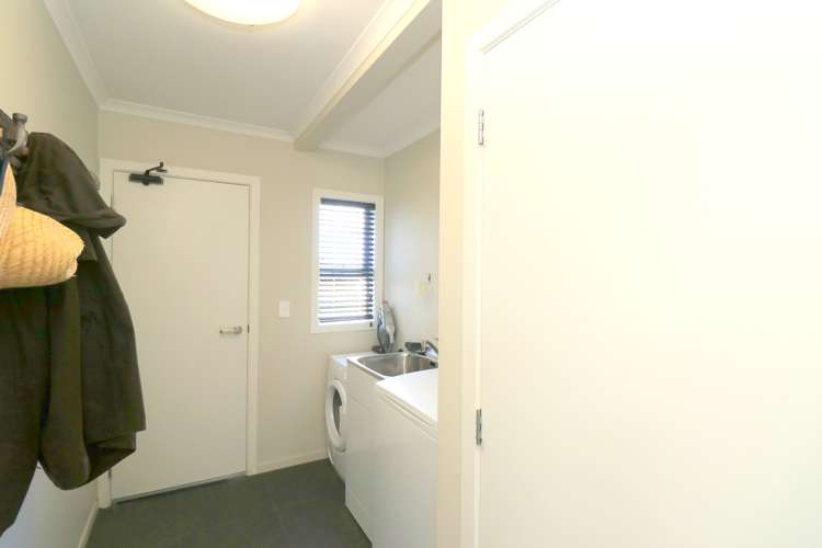 21 Sunrise Drive Seaward Bush_32