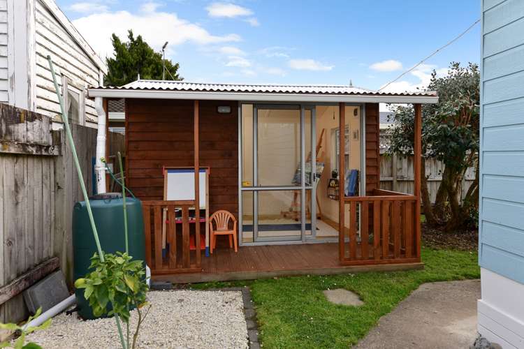 49a Naylor Street Hamilton East_13