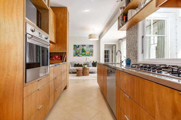 80 Jubilee Road Khandallah_13