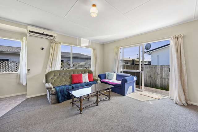 2/49 Green Street Tahunanui_1