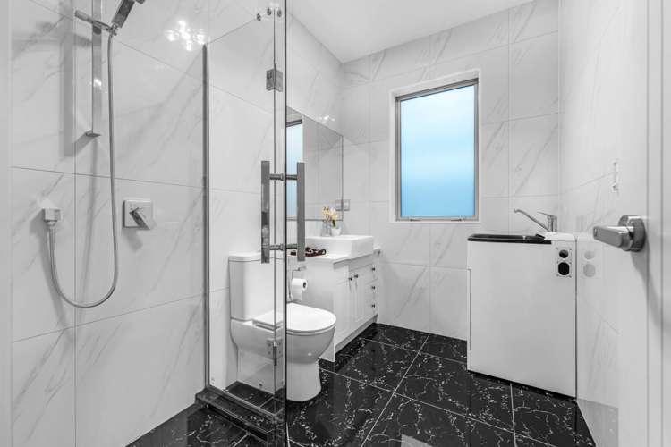 6 Cahir Place Flat Bush_18