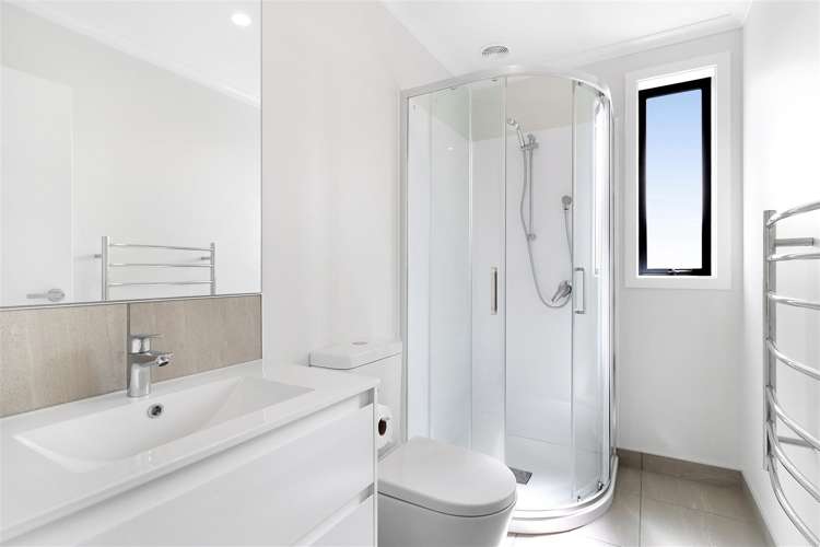 43 Waruhia Crescent_5