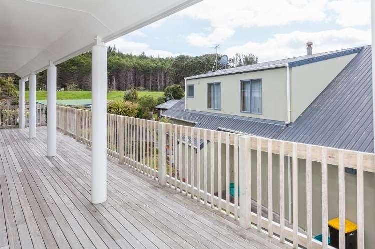 127 Bambury Place Onemana_14