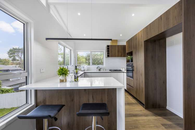 27 Caronia Crescent Lynfield_32