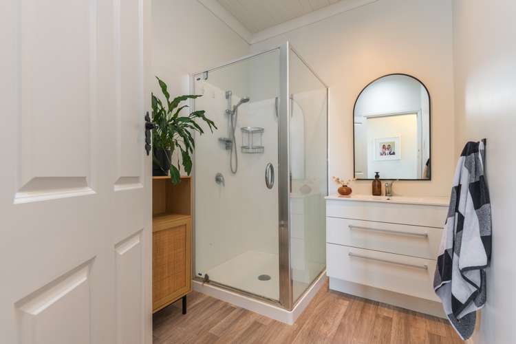 6 Brown Street Foxton_13