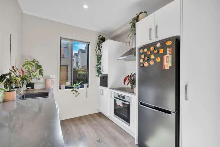 2 Kerewhenua Crescent Hobsonville_14