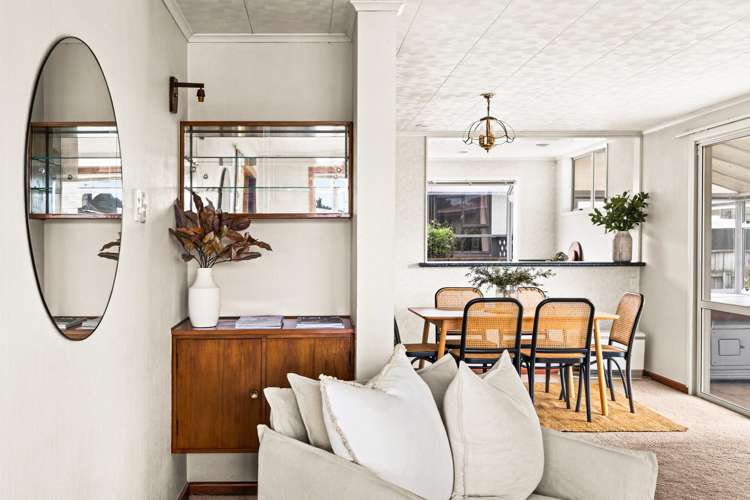 46 Menin Road Onekawa_2