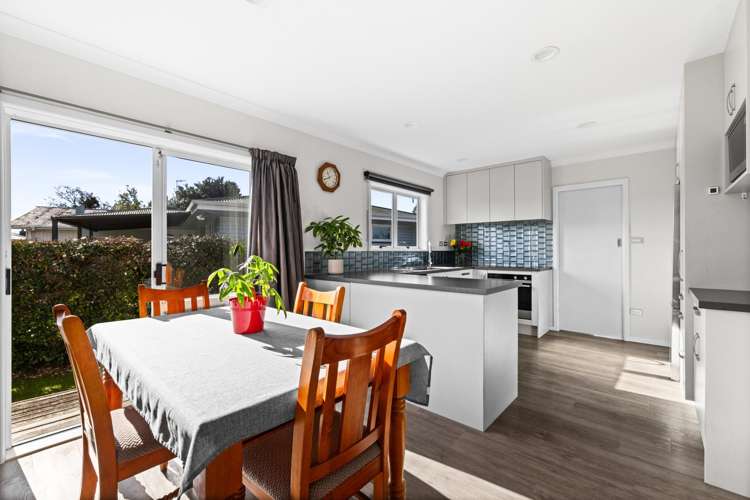 14 Corbett Place Onekawa_6