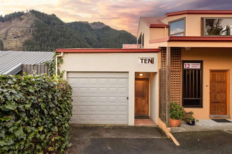 10 Turner Street Queenstown_18