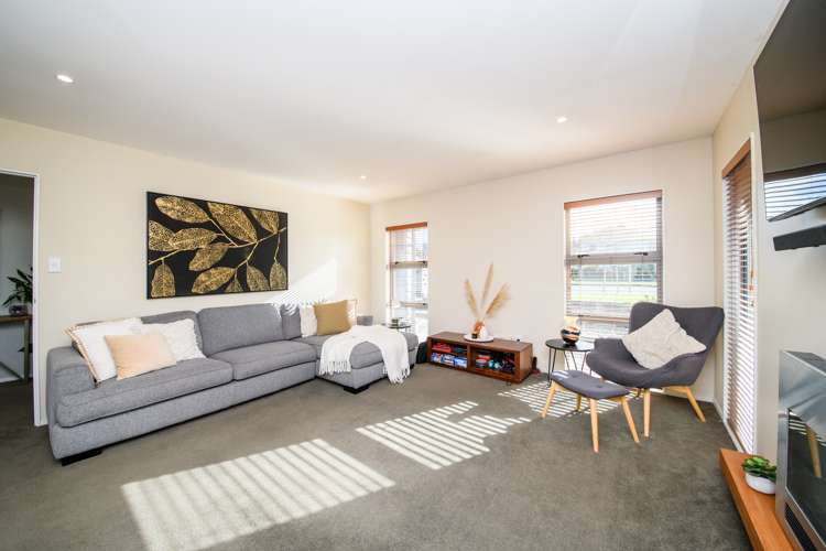 14 Stonebridge Heights Feilding_5