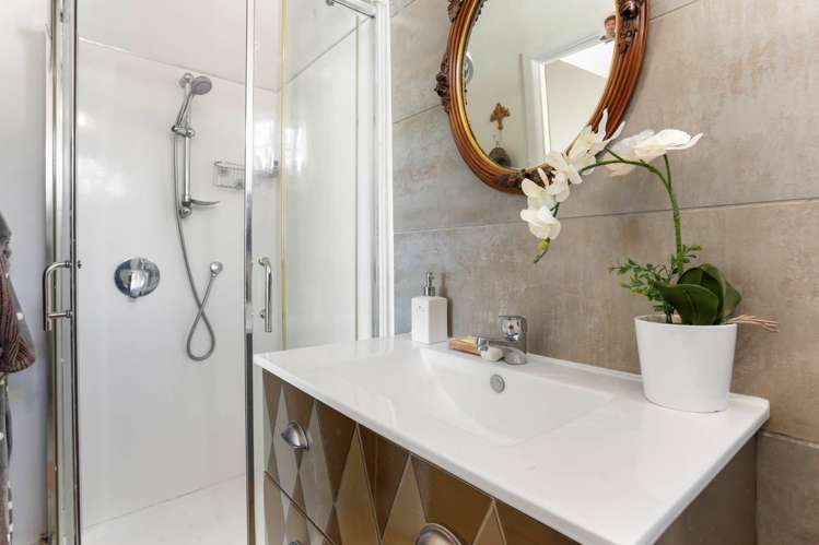 3 Kelly Street Mount Eden_13