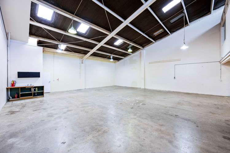 Unit C/4099 Great North Road Glen Eden_4