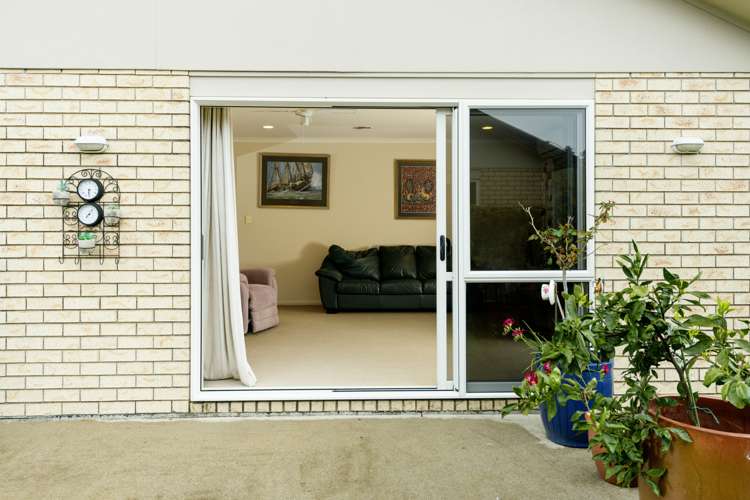 2/100 Dp Millers Road Brookfield_17