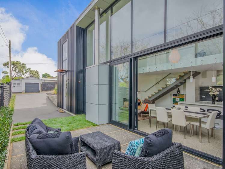 17 Matiere Road Onehunga_17