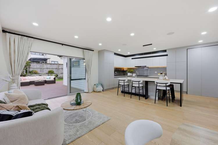 10 Hermes Road Flat Bush_12