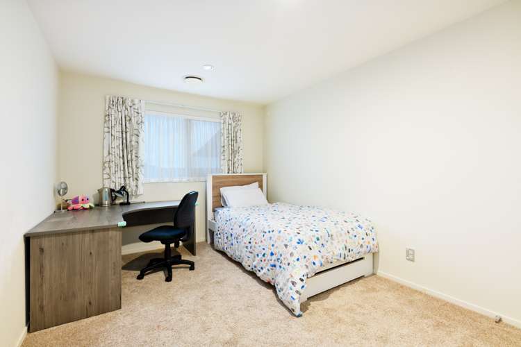 7 Syrah Crescent Ranui_15