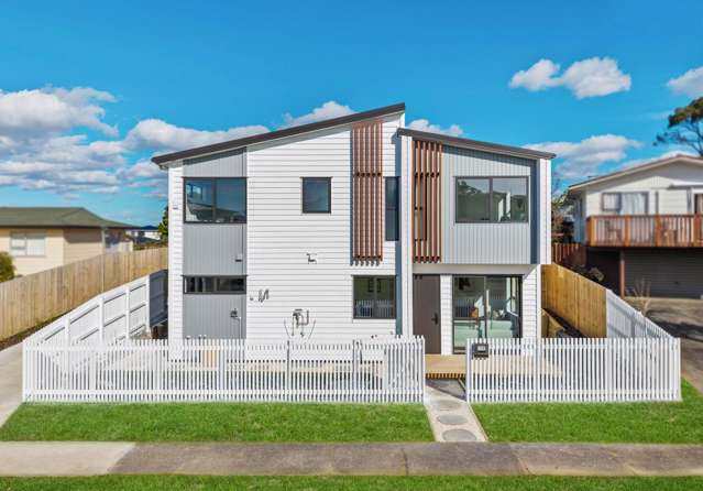 Standalone New beauty in Half Moon Bay