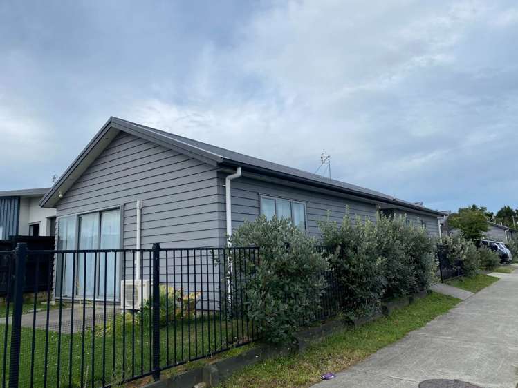1 Honour Road Papakura_8