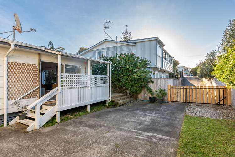 18c Titoki Road Waikanae Beach_21