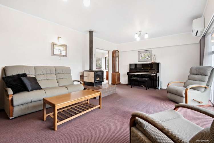 46 Miltonia Avenue Te Atatu South_13