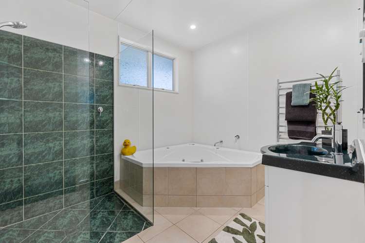 4 Evelyn Place Welbourn_19